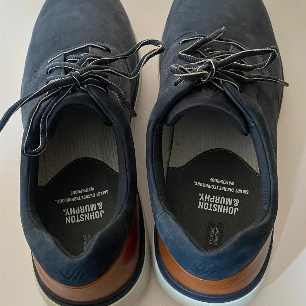 Johnston & Murphy Men's Navy Casual Shoes Sz 13. NWOB